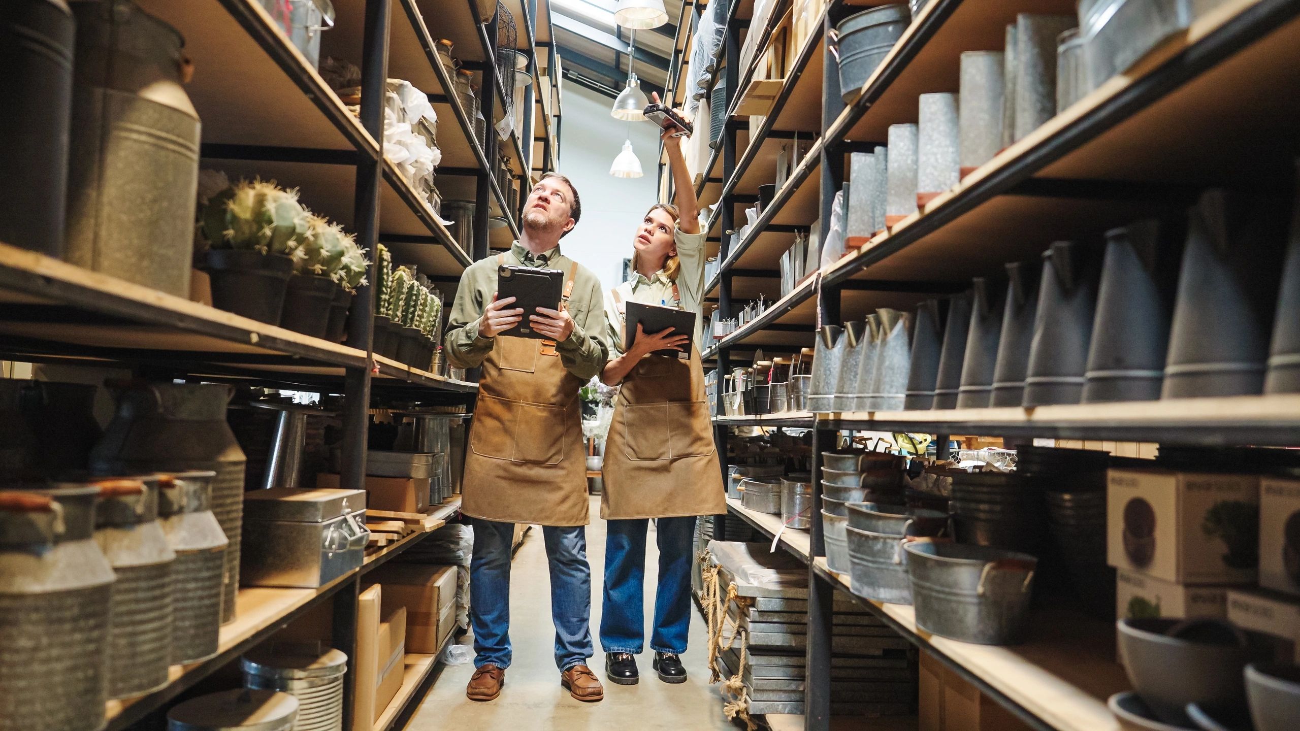retailers sourcing inventory